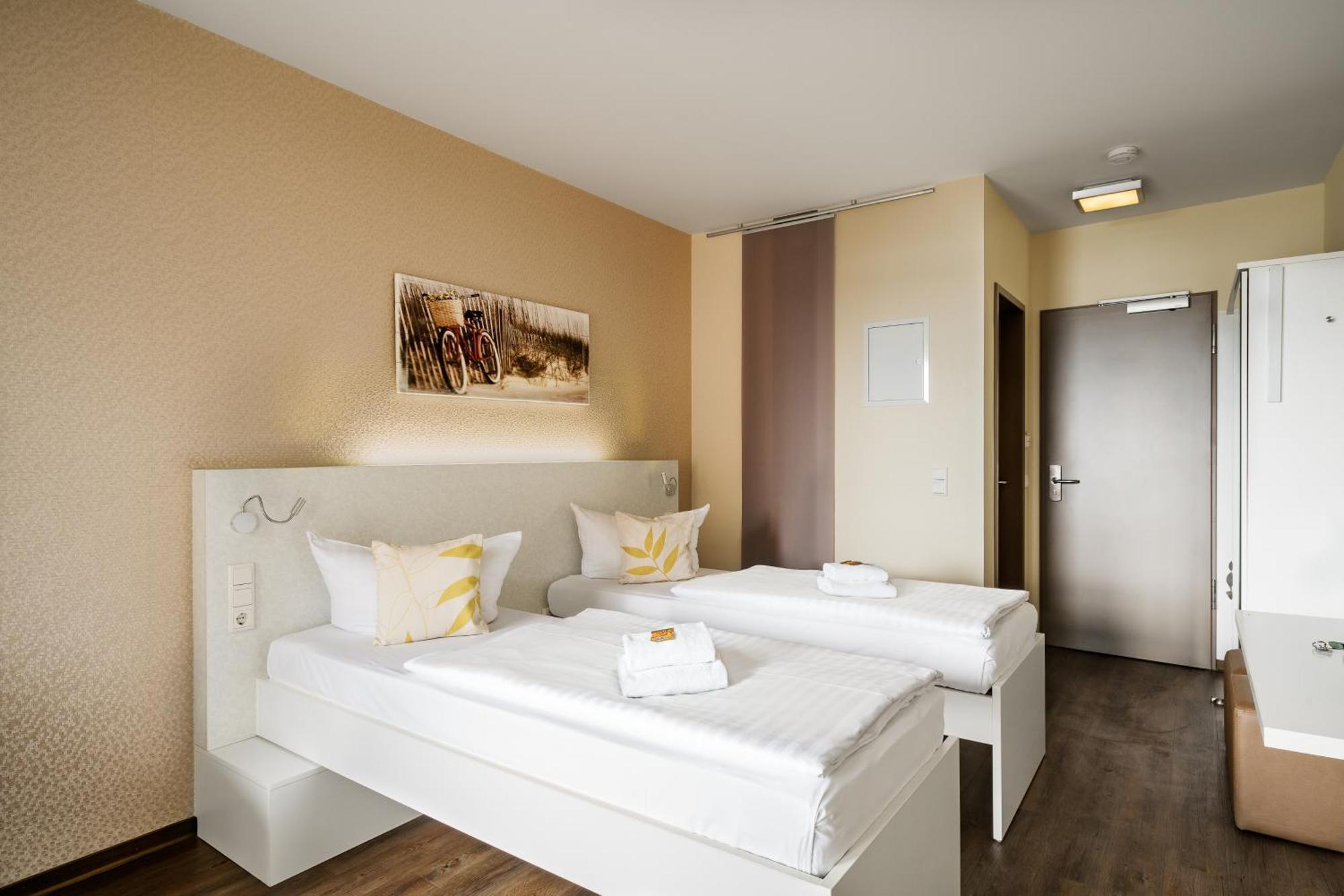 Radlon Fahrrad-Komfort-Hotel Варен Екстер'єр фото